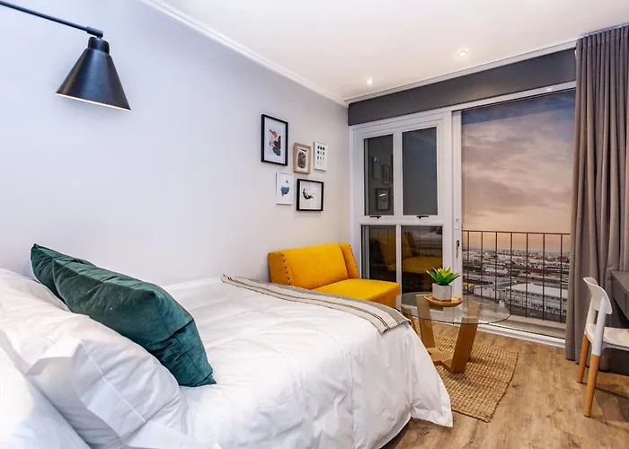 Charming Sanctuary In A Historic Zone